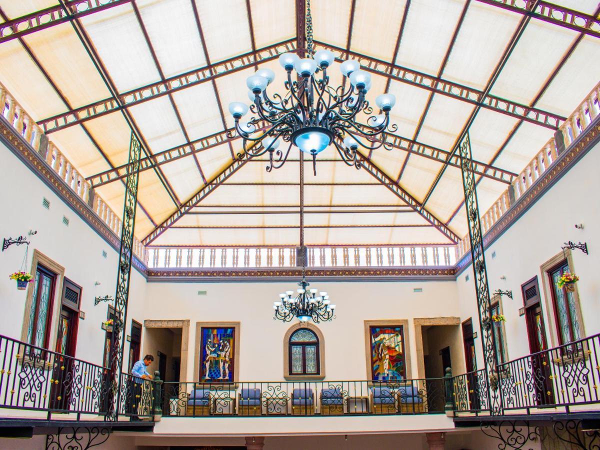 Hotel Margarita Пуэбла Экстерьер фото