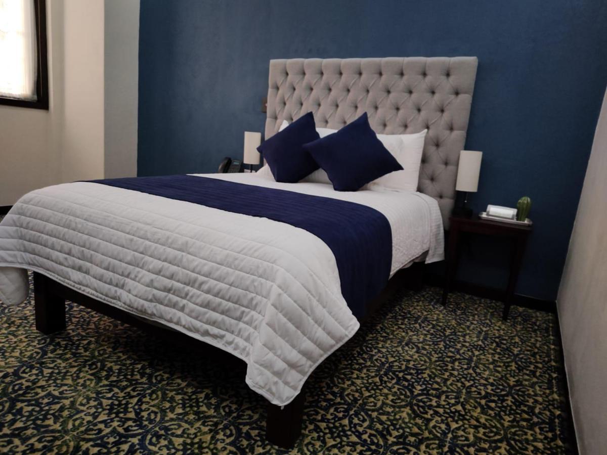 Hotel Margarita Пуэбла Экстерьер фото